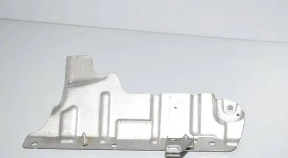 BMW 5 G30 G31 Other engine bay part 8684919 11658684919 11652439730