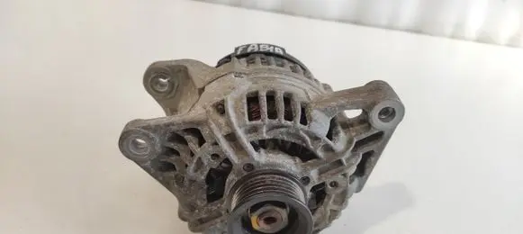 Skoda Fabia Mk1 (6Y) Generator/alternator 047903015Q 0124315014