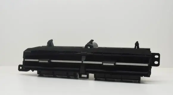 Toyota Prius (XW30) Dashboard air vent grill cover trim 5567047070