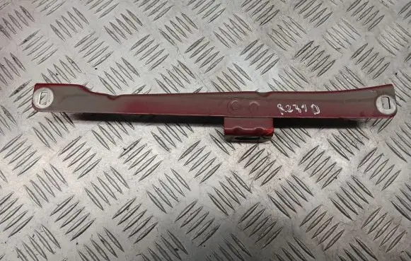 Mercedes-Benz SL R231 Fender mounting bracket A2318801814