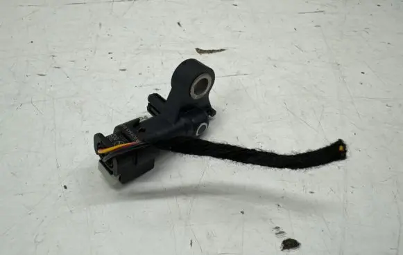 Mercedes-Benz CLA C118 X118 Airbag deployment crash/impact sensor A1679050700