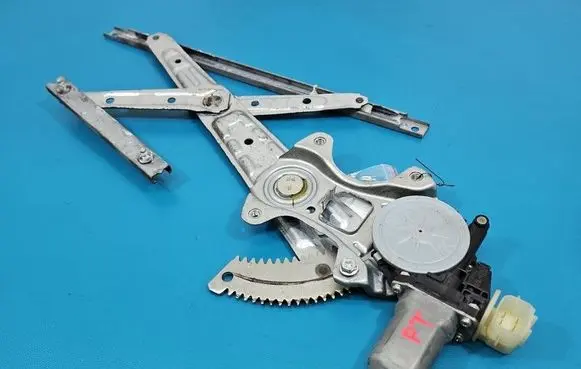 Nissan X-Trail T32 Rear door window regulator with motor 827301BA0A IMPRK1568511