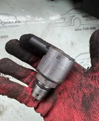 Mercedes-Benz C W204 Fuel main line pipe 9307Z522A00 8112119