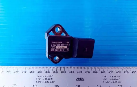 Volkswagen Jetta V Air pressure sensor 038906051B 816 0281002399
