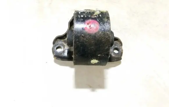 KIA Ceed Engine mount bracket