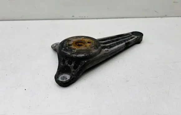 Audi A4 S4 B7 8E 8H Gearbox mounting bracket 8E0399115P