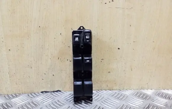 Mitsubishi ASX Electric window control switch 8608A209