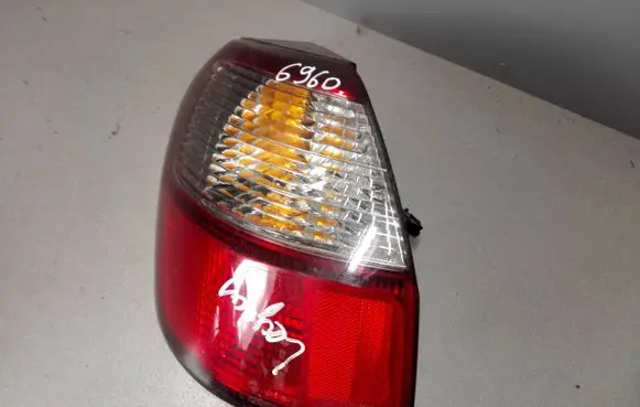 Subaru Legacy Rear/tail lights 4835A R1286