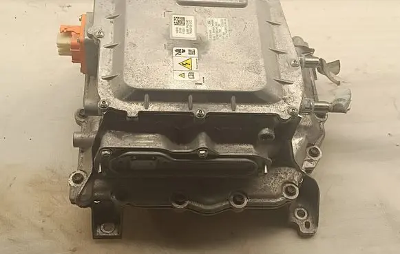 Ford Mach-E I Voltage converter inverter LK987P425AD 110251