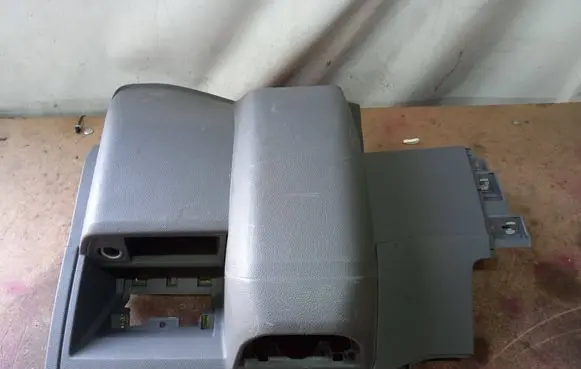Volkswagen Crafter Dashboard lower bottom trim panel 7C1858335B