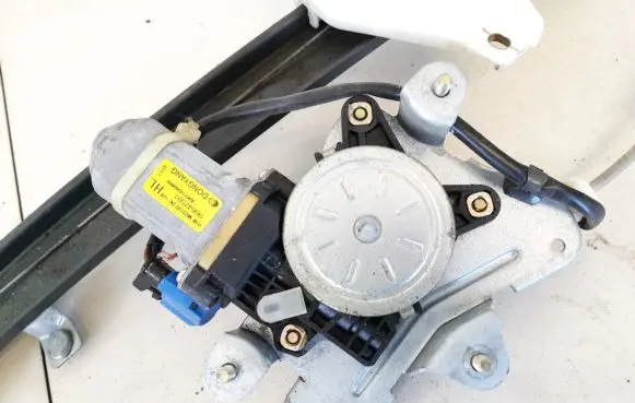 Chevrolet Epica Rear door window regulator motor 96647591