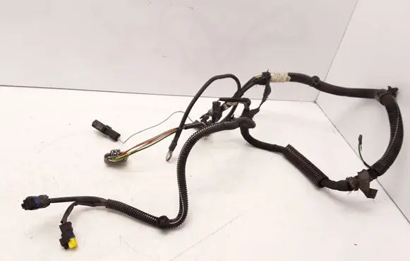 Citroen C4 Grand Picasso Positive cable (battery)
