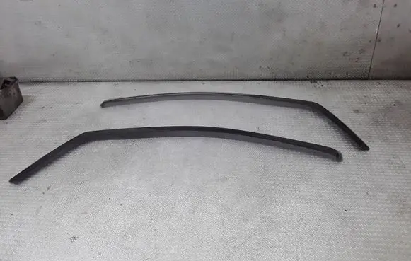 Ford Galaxy Front door wind deflector 