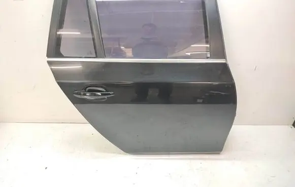 BMW 5 E60 E61 Rear door