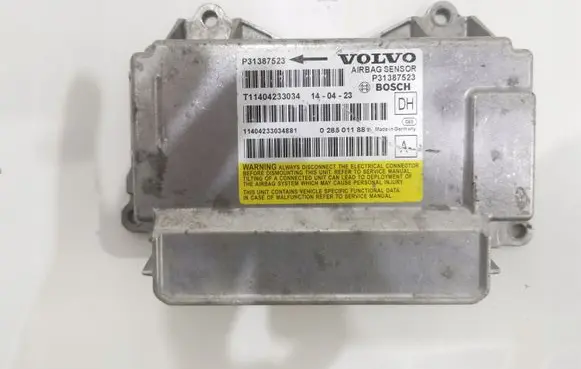 Volvo S60 Airbag control unit/module P31387523