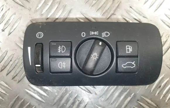 Volvo V70 Light switch 30739414