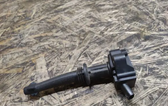 Jaguar XJL High voltage ignition coil 8W9312A366DA