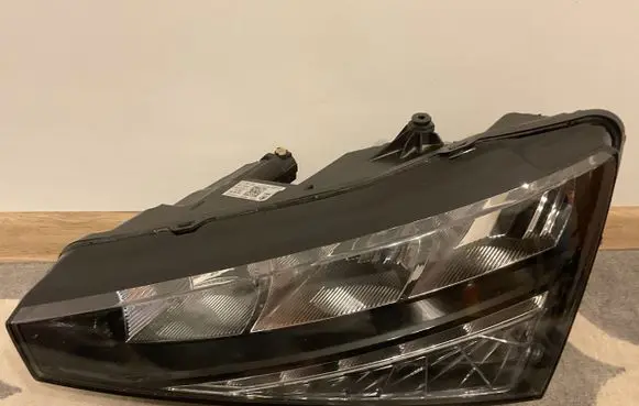 Skoda Scala Headlight/headlamp VAL657941015 280771024K 280771