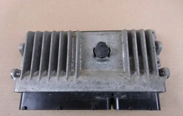 Toyota Yaris Engine control unit/module ECU 896610U140