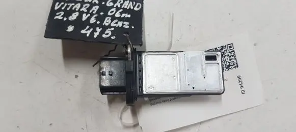 Suzuki Grand Vitara II Mass air flow meter AFH70M63