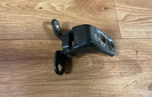 Honda Civic Front door upper hinge 