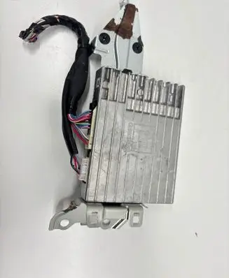 Toyota Prius+ (ZVW40) Sound amplifier 862800W831 2180774 R33805