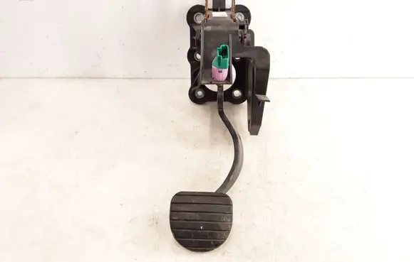 Renault Laguna III Brake pedal