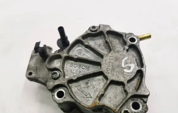 Citroen C-Crosser Vacuum pump D1711C1 2305T