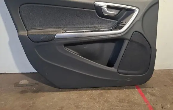 Volvo V60 Front door card panel trim 8635891 31366168