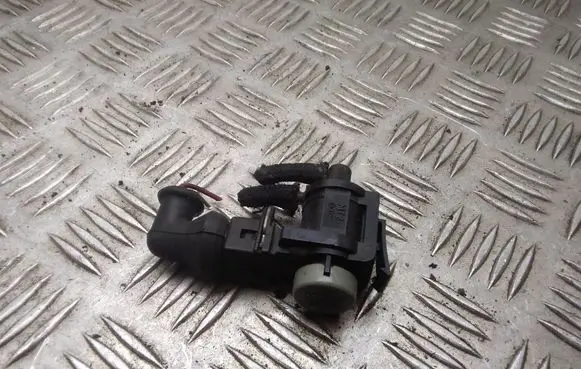 Valve vacuum