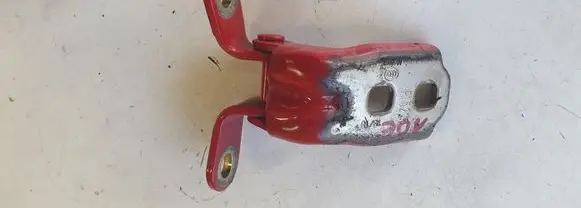Opel Astra K Front door upper hinge