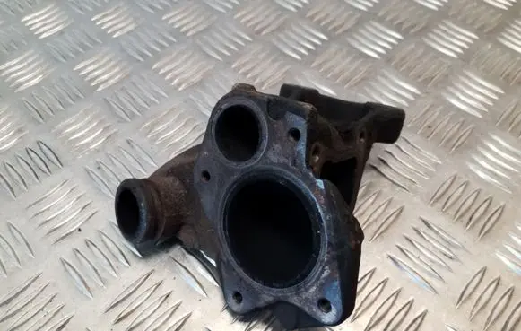 Nissan Juke I F15 Other exhaust manifold parts 