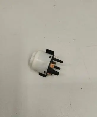 Volkswagen PASSAT B5.5 Ignition lock contact 4B0905849 B04160200