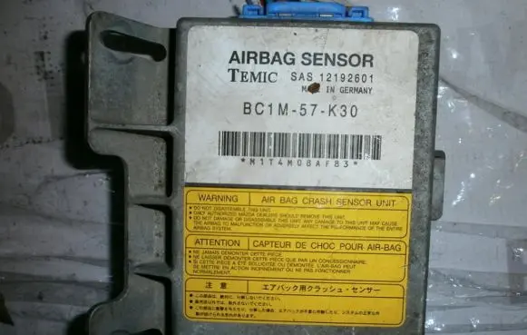 Mazda 323 Airbag control unit/module BC1M57K30 12192601