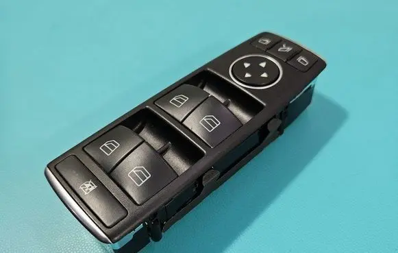Infiniti Q30 Electric window control switch DCA1669054400 IMPRK1470237