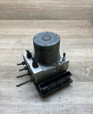 Toyota Corolla Verso AR10 ABS Pump 445400F020 0265234222 0265950412