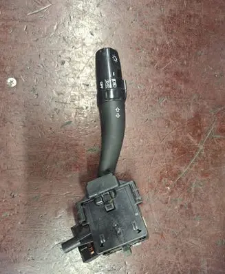 Hyundai Santa Fe Indicator stalk 202004729