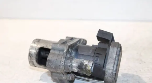 Mercedes-Benz Vito Viano W639 EGR valve 00005320C5