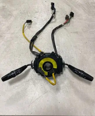 Honda HR-V Wiper turn signal indicator stalk/switch S01Z910418