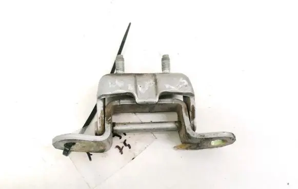 Nissan Primera Tailgate/trunk/boot hinge