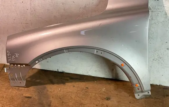 Volvo XC90 Fender