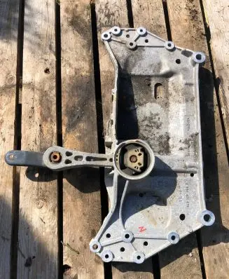 Volkswagen Golf V Front subframe 1K0199369F