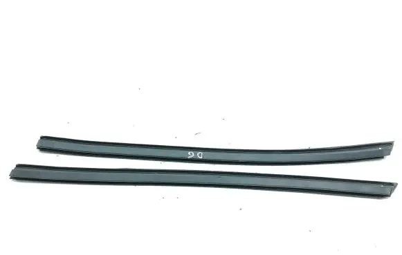 Maserati Ghibli Rubber seal rear door window/glass 