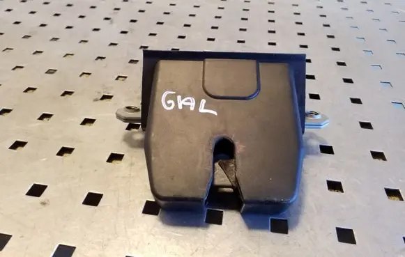 Ford Focus Tailgate/trunk/boot lock/catch/latch 8M51R442A66DA
