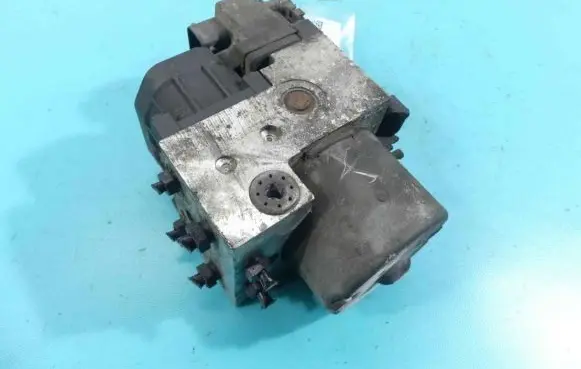 Volkswagen PASSAT B5.5 ABS Pump 273004132 IMPRK1124698