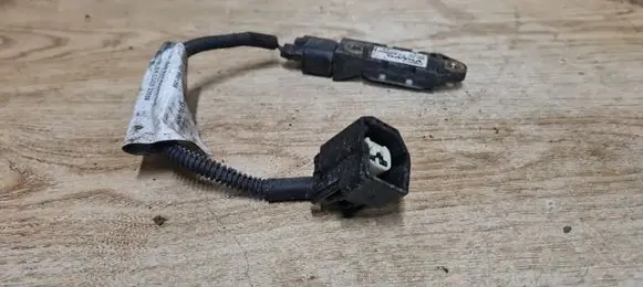 Volvo XC90 Airbag deployment crash/impact sensor 30658676