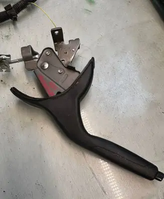 Hyundai i10 Handbrake/parking brake lever assembly 312132