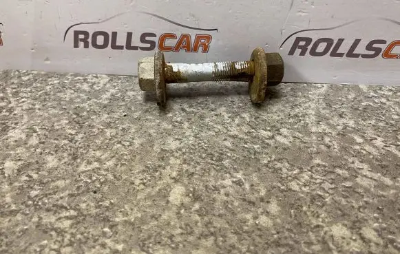 Volkswagen Touareg I Rear suspension camber bolt 