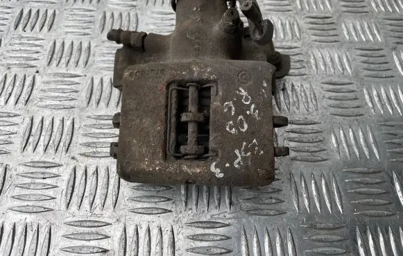 Renault Espace III Rear brake caliper
