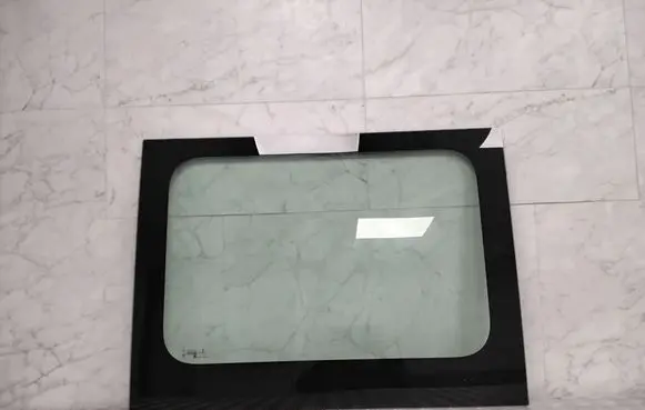 Renault Master III Rear door window glass